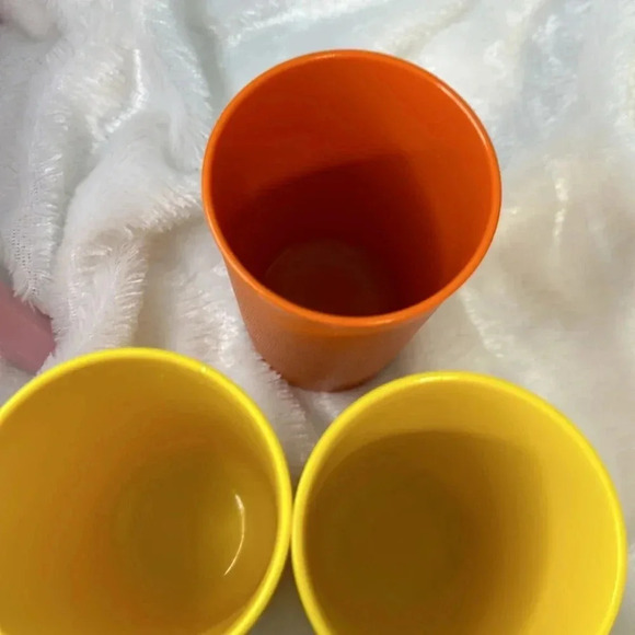 Vintage Tupperware cups. Three. Yellow and orange. 6 to 8 ounce cups. - Picture 2 of 4
